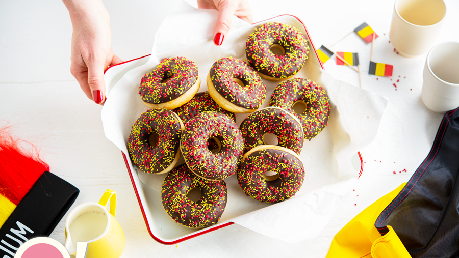 BELGIUM DONUT : MARQUEZ DES POINTS AVEC LE TRICOLORE BELGE