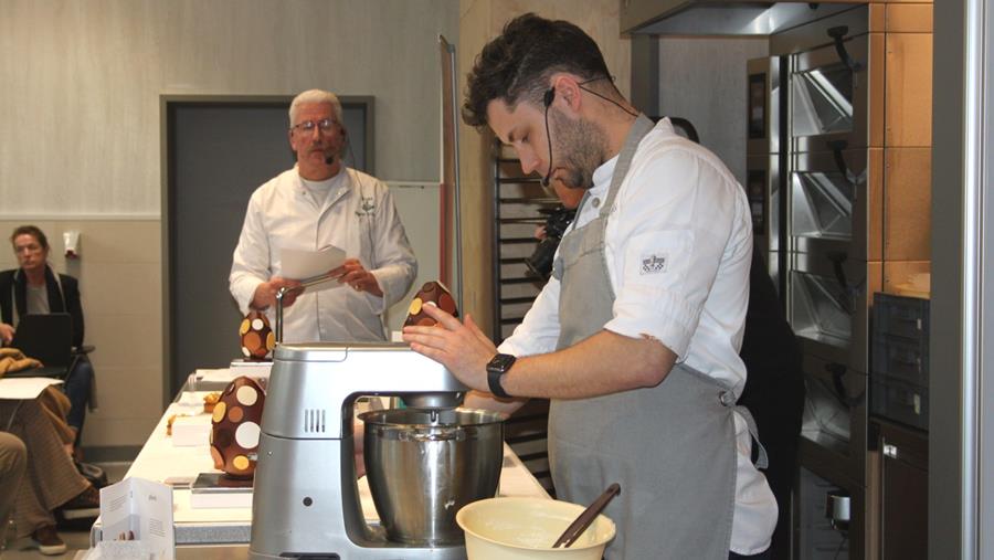 Toppatissier Joost Arijs verzorgt exclusieve demonstratie