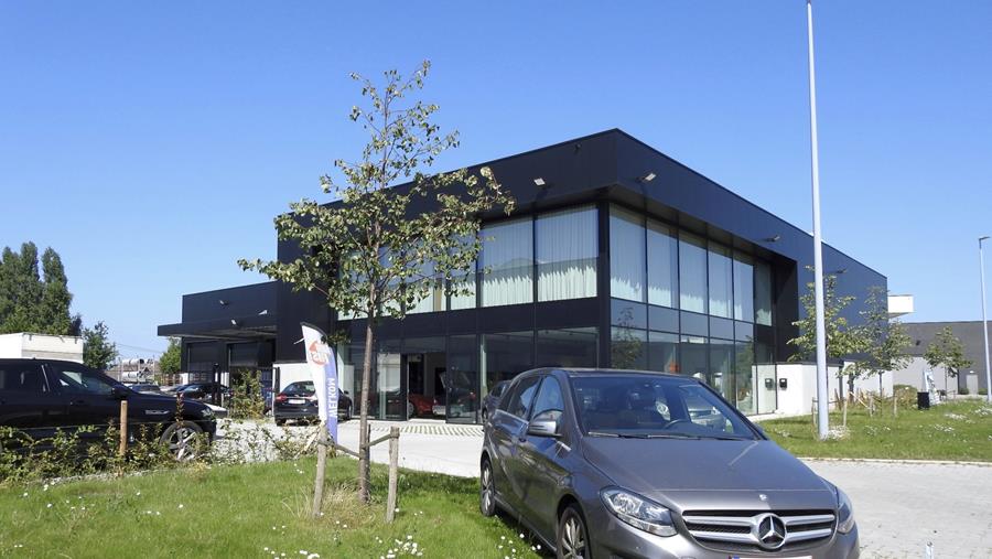 Autobedrijf Schepens gelooft niet meer in klassieke concept