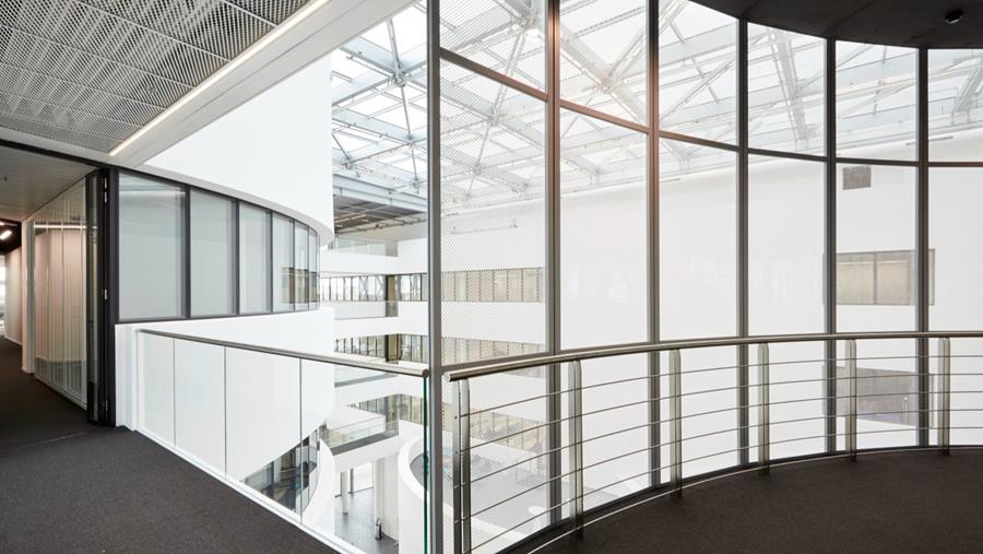 “Duurzaamheid is hét thema dat aluminium zijn plaats geeft in de bouw”