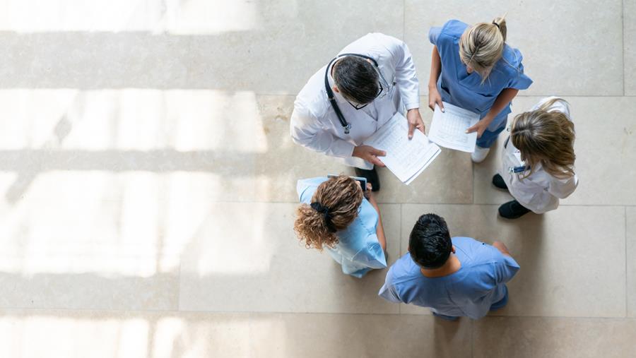 Welzijnsenquête: helft zorgverleners wil werken tot aan pensioen