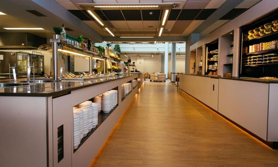 UZ Leuven rénové la cafétéria du personnel