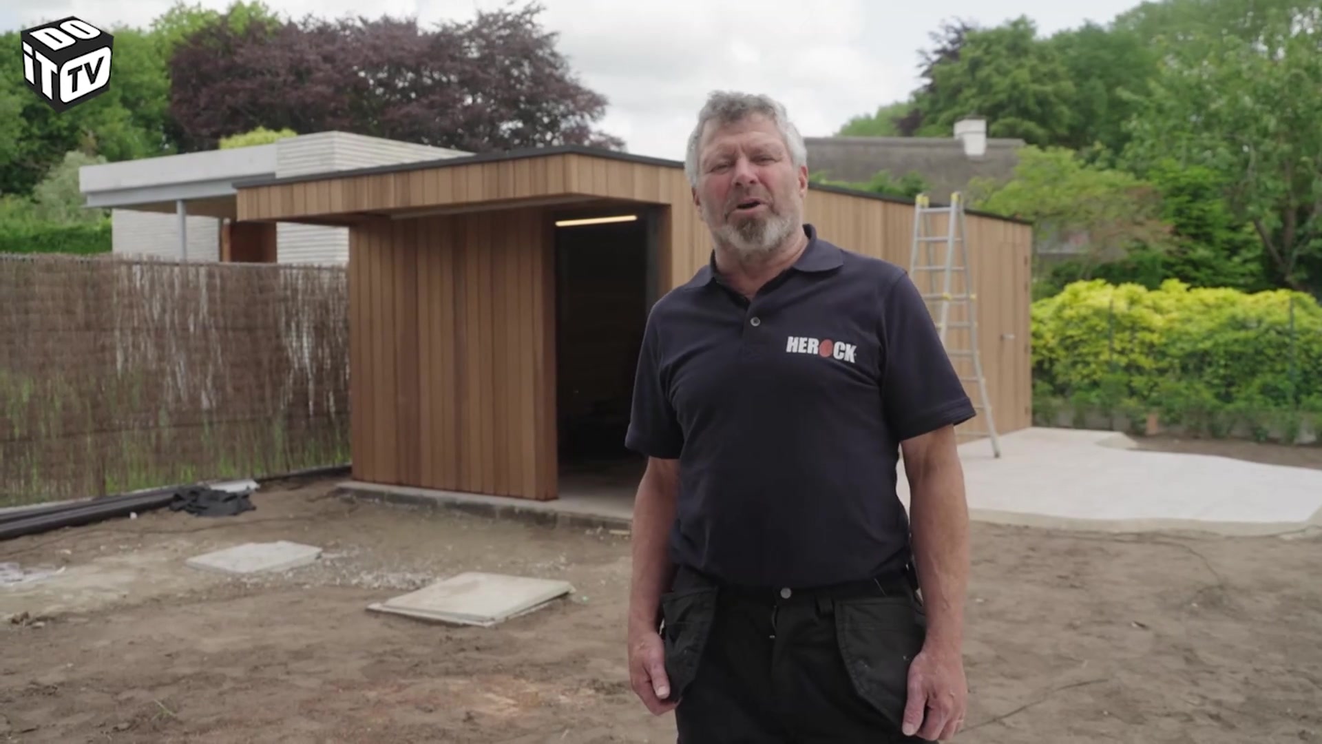 Hoe plaats je EPDM op een tuinhuisdak?